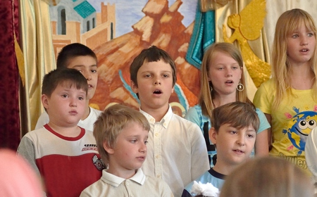 Детский праздник в Георгиевском храме.  Пасха 2013