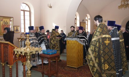 Соборные  Богослужения на первой седмице Великого поста в Георгиевском храме города Дедовска