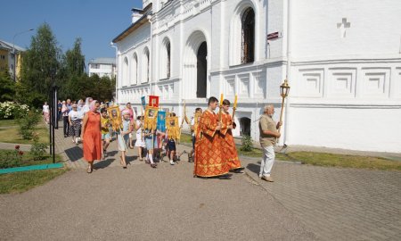 День памяти царственных страстотерпцев в Дедовске